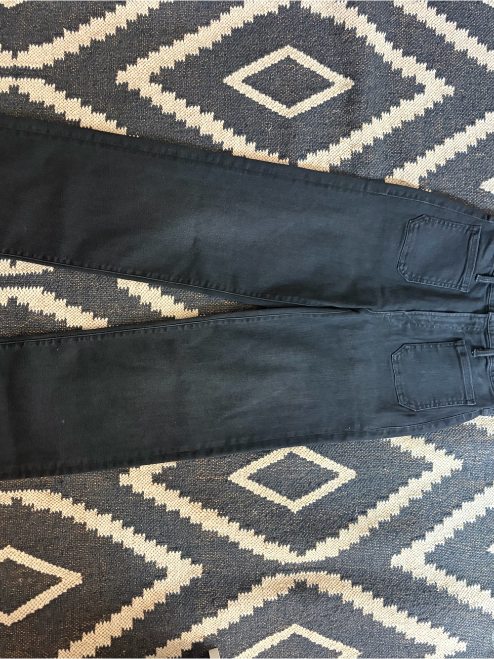 MOTHER Women’s Straight Leg Jeans in Black